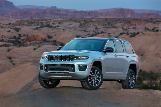 2025 Jeep Grand Cherokee Lineup Adds Canada-Exclusive Features