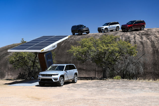 Electrified Adventure: Jeep's 2025 4xe SUV Options