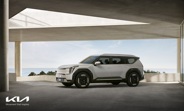 2024 Kia EV9: A Bold & Elegant Three-Row Electric SUV