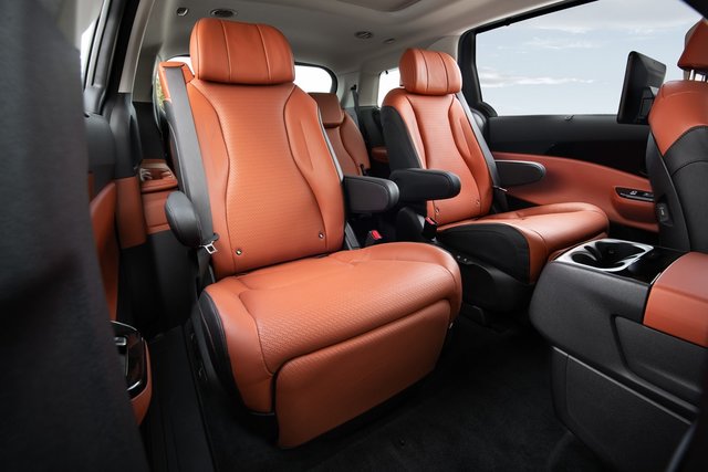 What Is VIP Lounge Seating In The 2022 Kia Carnival?