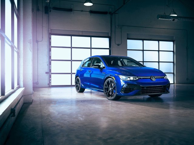 Volkswagen Canada's Exclusive Release: Limited Golf R 20th Anniversary Edition