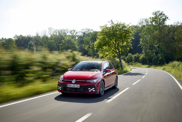 2025 Volkswagen Golf GTI Features That Make Montreal Summer Driving More Fun