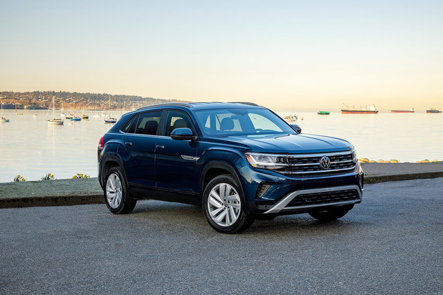 2020 Volkswagen Atlas Cross Sport vs. 2020 Honda Passport