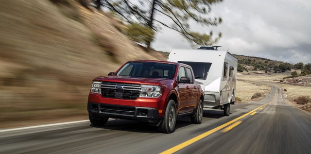 The 2024 Ford Maverick: Challenging the Compact Pickup Truck Landscape