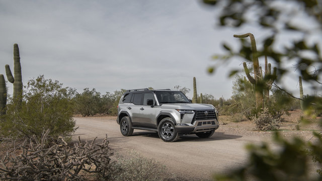 From Pavement to Wilderness: How the 2026 Lexus GX 550 Overtrail Handles What Other Luxury SUVs Can’t
