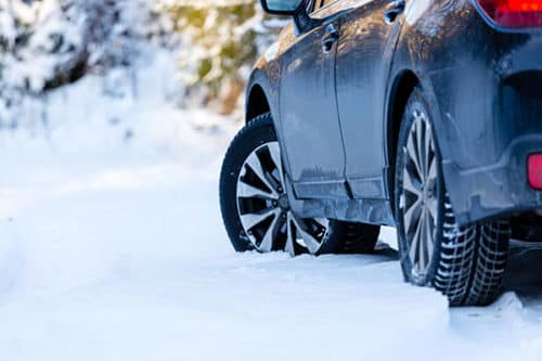 6 Items To Keep In Your Vehicle During The Winter