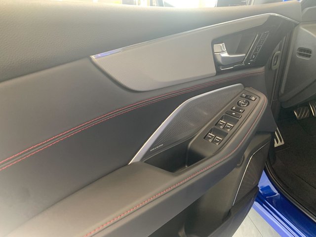 2025 Acura MDX In Acura Pickering Showroom Door Controls