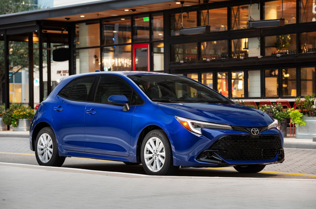 The 2023 Toyota Corolla Hatchback Gets More Tech and a Modernized Style
