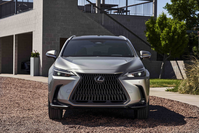 Understanding the Differences between Hybrid and PHEV Lexus Models
