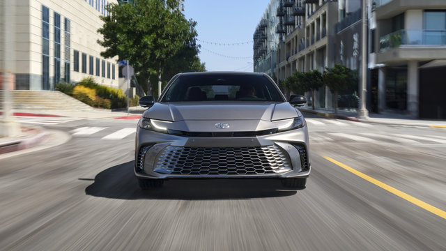 2025 Toyota Camry: A Trio of Advanced Features Redefining the Sedan