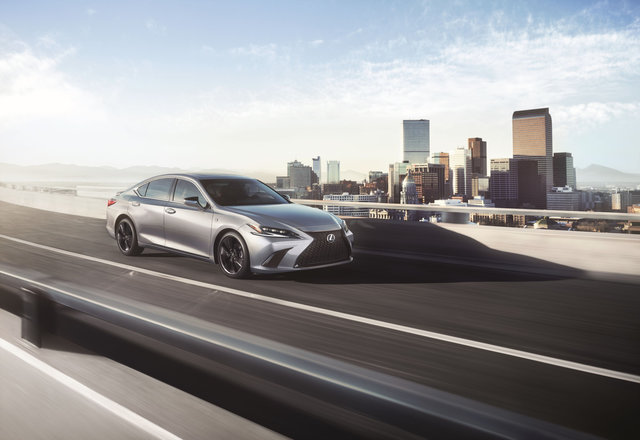 Lexus ES Lineup Reimagined for 2025: Black Line Special Edition, Expanded Options