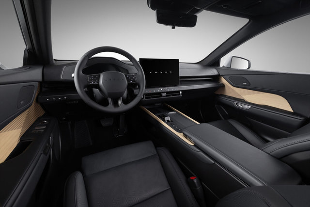 5 Key Features That Are New on the 2026 Lexus ES