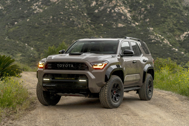 Best 2025 Toyota SUVs for Eastern Ontario Summer Adventures