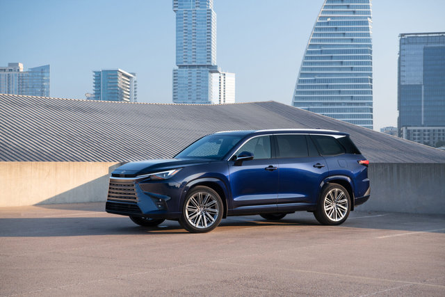 Why the 2026 Lexus TX Is the Go-To Three-Row SUV in Canada