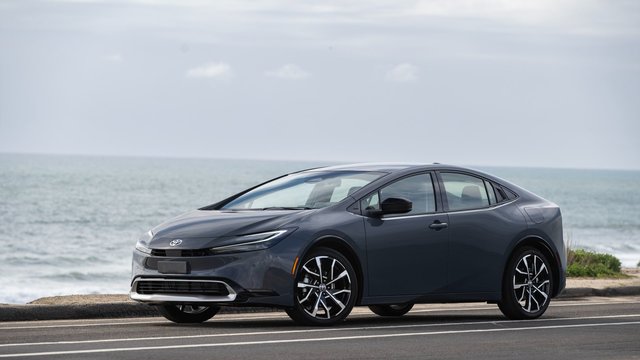 Which 2026 Toyota Prius Powertrain Best Fits an Ontario Driver’s Need for Efficiency?