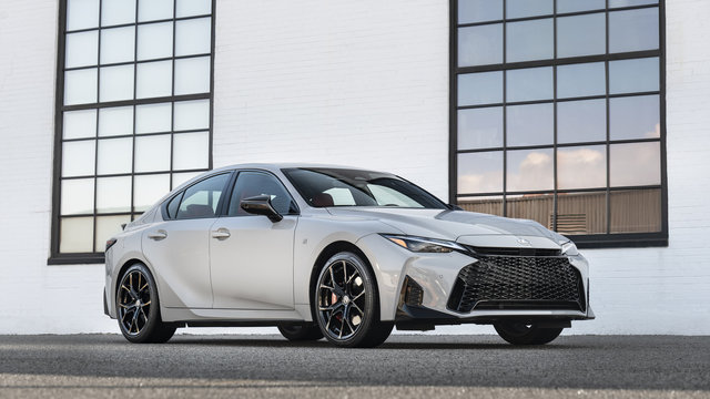 What to Check Before Buying a 2026 Lexus IS for Winter Driving