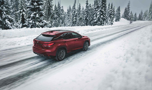 Three things that make life in a 2021 Lexus RX easier in winter