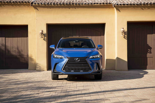Lexus stands out with its hybrid vehicles in 2021