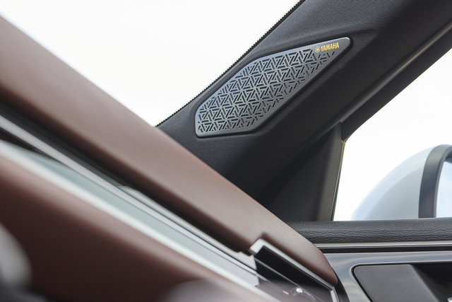 Système audio Yamaha dans l'Outlander 2025 : de 8 à 12 haut-parleurs pour une expérience sonore exceptionnelle