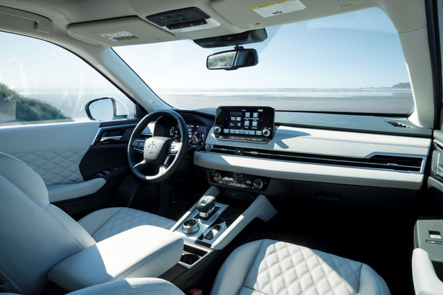 Les caractéristiques qui rendent la vie à bord du Mitsubishi Outlander 2022 plus confortable.
