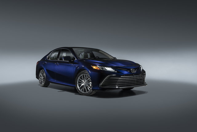 Toyota Camry 2021 : Nouvelles versions et des technologies de sécurité de pointe