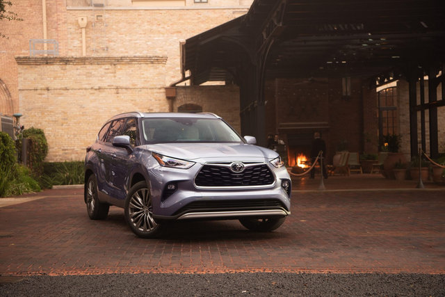 Toyota Highlander 2022 : Profitez de chaque seconde sur la route