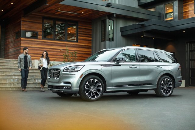 Lincoln Aviator 2023