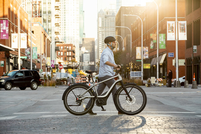 The Serial1 Line Of Electric Bikes Arrives at Léo Harley-Davidson