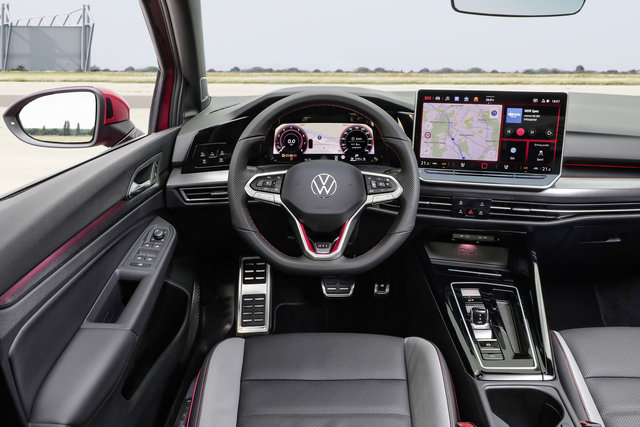 5 Ways the Volkswagen Digital Cockpit Streamlines Your Daily Drive in Brossard