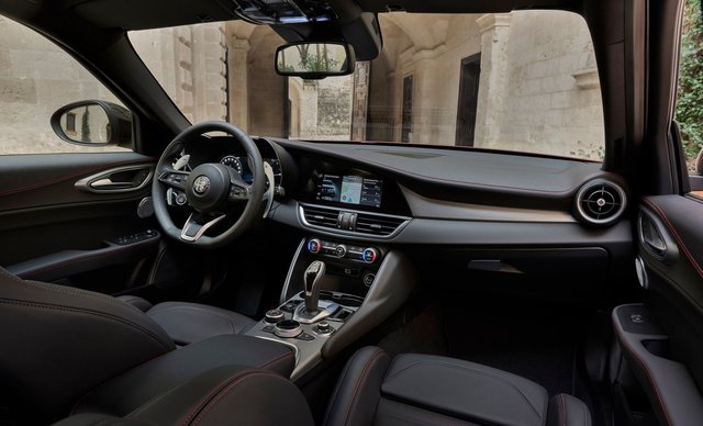 5 Surprising Details You'll Only Find Inside a 2025 Alfa Romeo Giulia