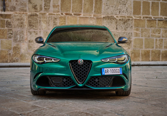 Alfa Romeo Giulia 2026 : Des mises à jour axées sur la performance pour les conducteurs canadiens