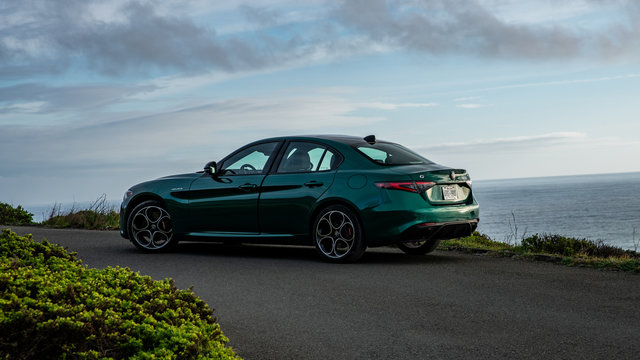 How the 2026 Alfa Romeo Giulia’s 280 hp 2.0L Turbo and 8-Speed Automatic Work With Rear-Biased Q4 All-Wheel Drive