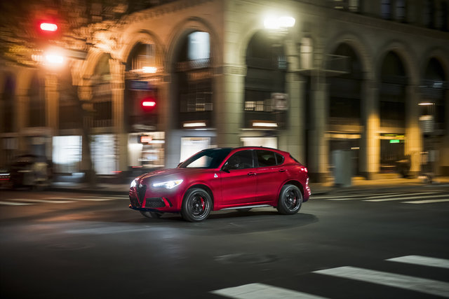 How Does the Veloce Package Sharpen Handling on the 2026 Alfa Romeo Stelvio?