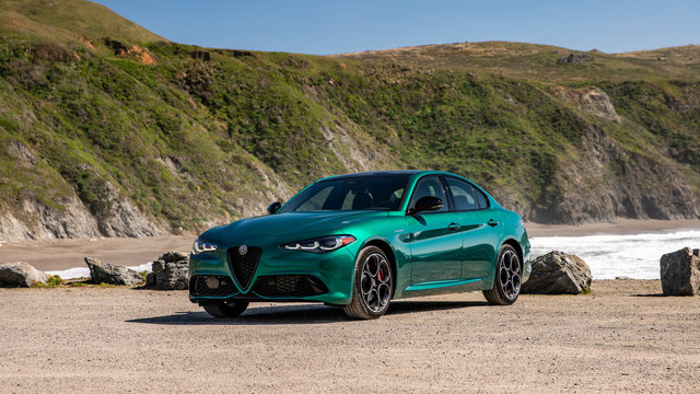 What the Veloce Package Adds to the 2026 Alfa Romeo Giulia