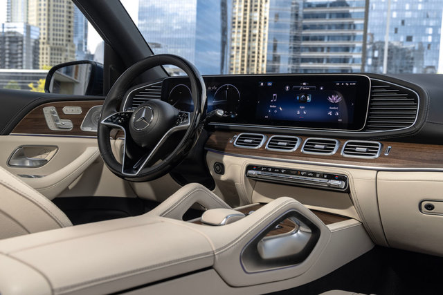 Comment l’aménagement intérieur du Mercedes-Benz GLE 2026 s’adapte-t-il à la vie de famille‏?