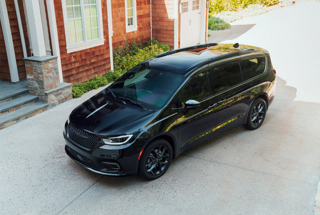 Chrysler Pacifica 2024 : Confort luxueux et fonctionnalités innovantes pour les familles