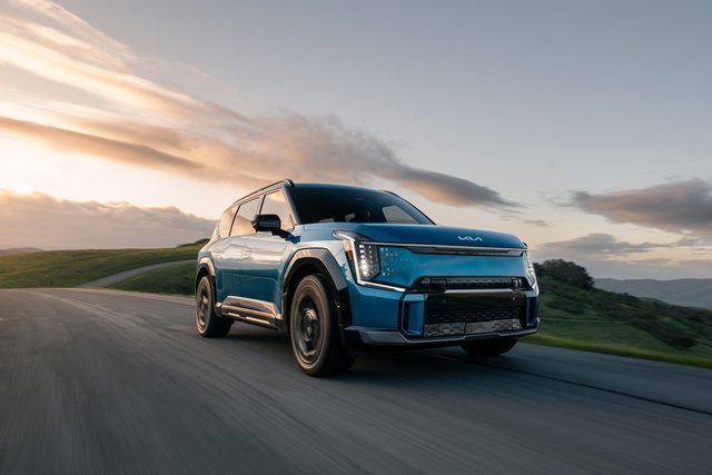 2024 Kia EV9: Pioneering the Next Wave of Electric SUVs