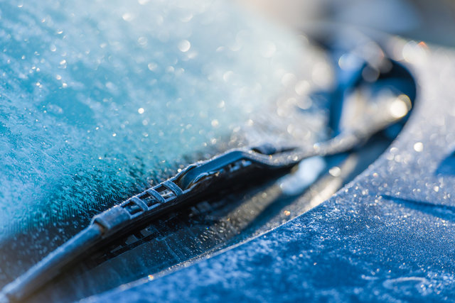 A few genuine VW accessories to protect your vehicle this winter