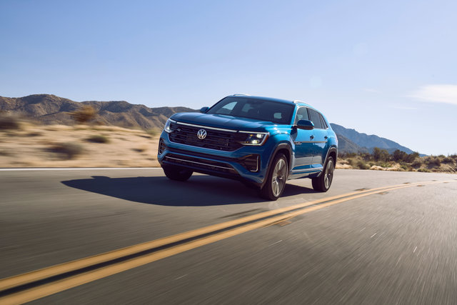 2024 Volkswagen Atlas Cross Sport: Harnessing Technology with IQ.Drive and Digital Cockpit Pro