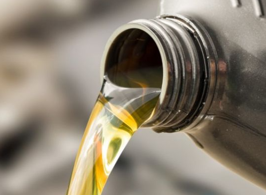 Why Is It Necessary to Get Your Vehicle’s Oil Changed Regularly?