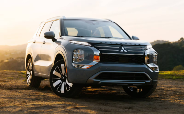 What's New on The 2025 Outlander?