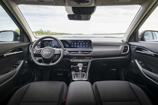 Set the Mood: Personalizing Your Drive with the Seltos's Ambient Lighting