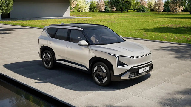 Canada-Exclusive, Nine Trims with FWD and AWD Options and Over 480 km Range: Five Things to Know About the 2027 Kia EV5