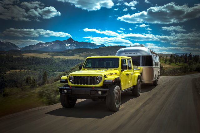 2025 Jeep Gladiator Towing Capacity and Payload Capabilities Explained