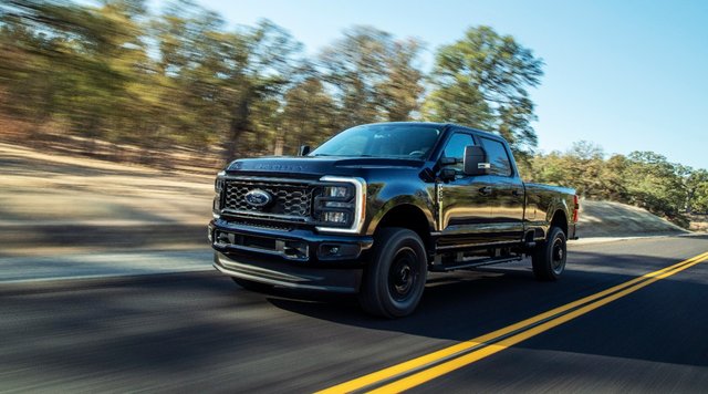 Les Ford Super Duty 2023 arrivent tout en puissance!