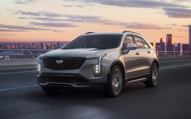 Refreshed 2024 Cadillac XT4 Gets 33 Inches of Displays