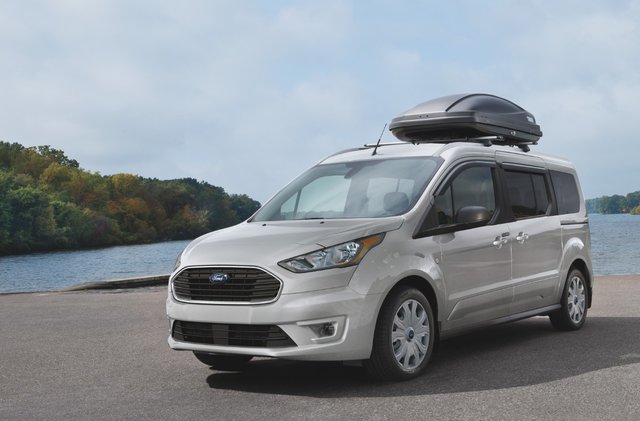 Ford Transit Connect 2023, compact and practical