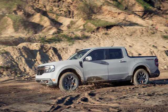 LE FORD MAVERICK 2023, PERSONNALISABLE DES PHARES À LA CAISSE!