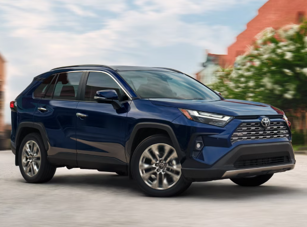 Our Favorite Features of the 2025 RAV4