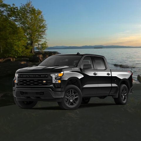Silverado 1500 Custom 2025 : Puissance et fiabilité, du chantier à la route